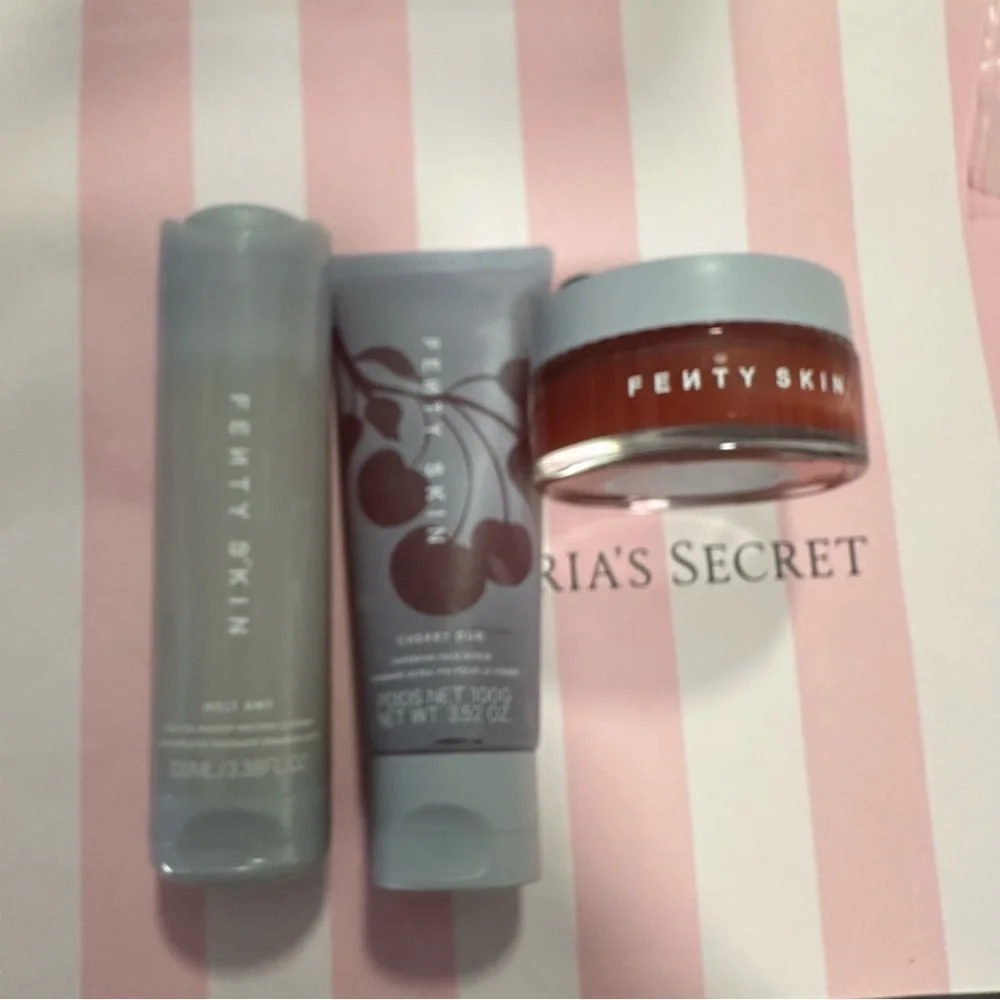 Fenty Skin skincare set